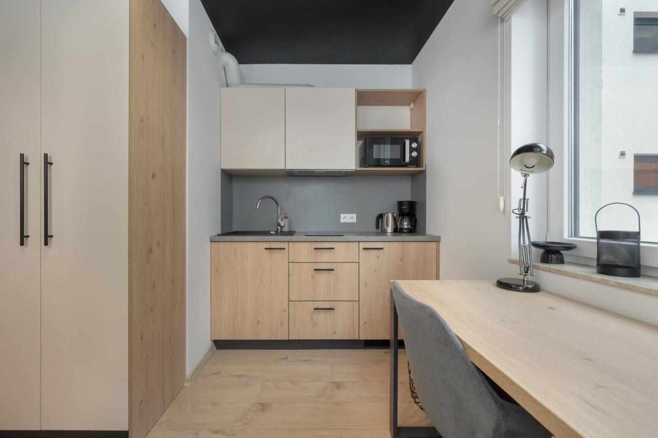 Trendy Studios With Home Office Near Wroclaw Main Station By Noclegi Renters Eksteriør billede